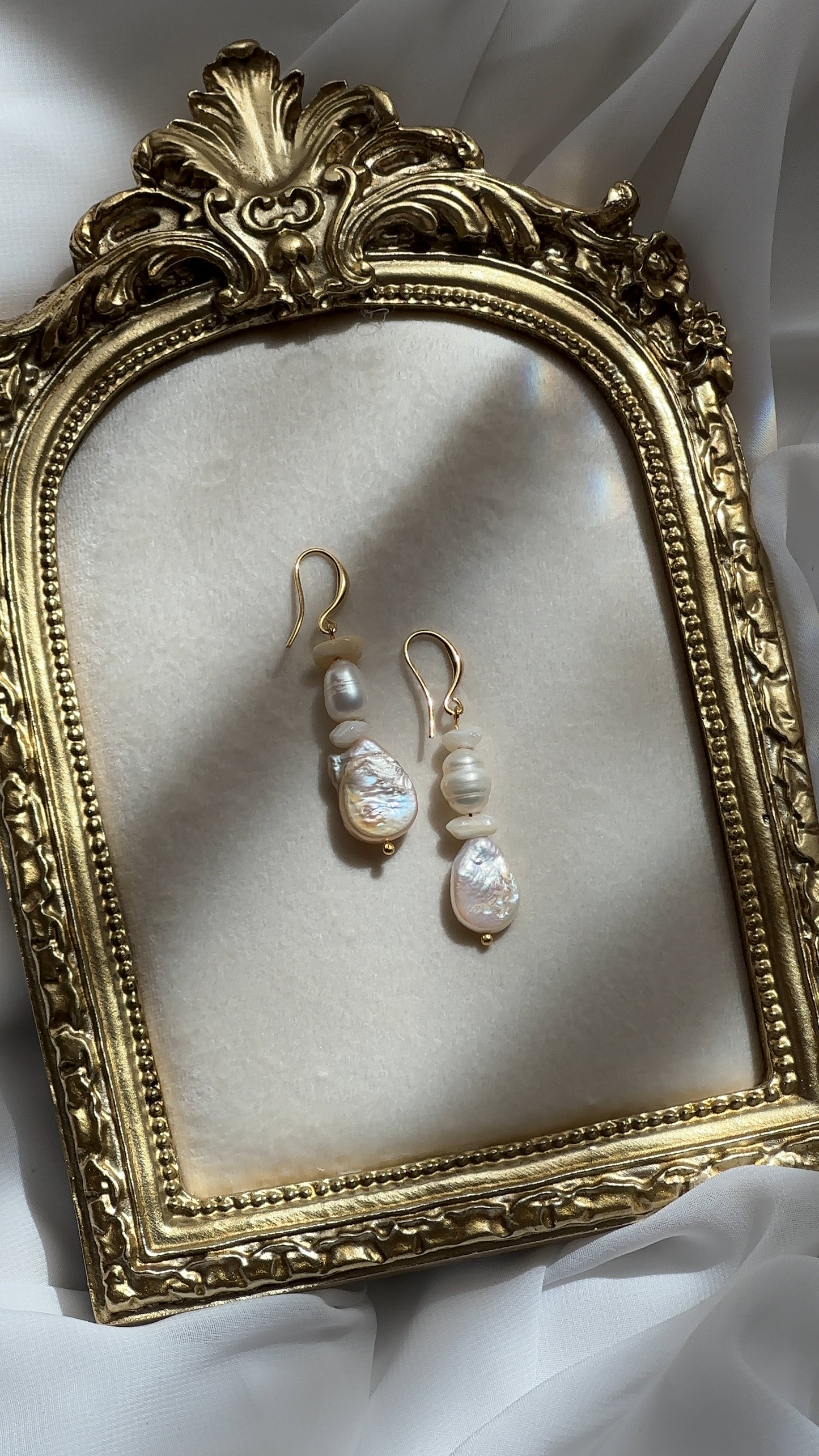 Zeyne French Hook Earrings