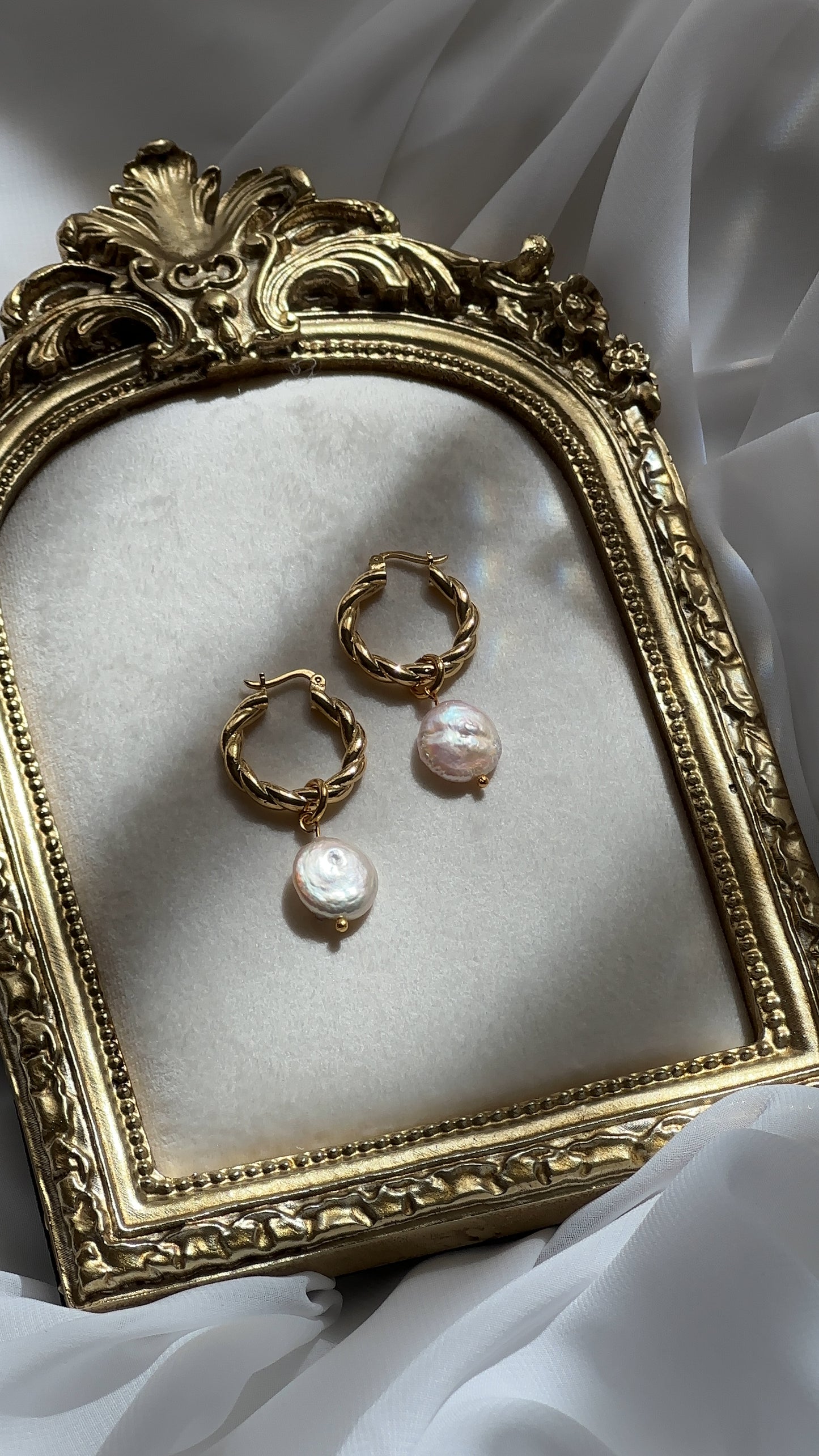 Lynda Coin Pearl & Rope Earrings