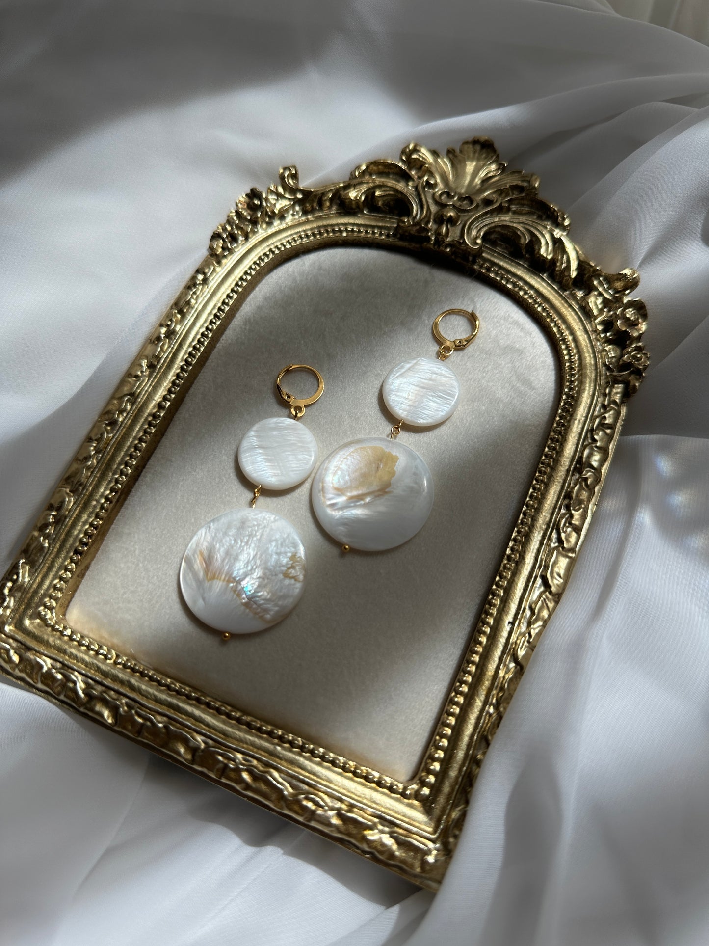 Marseille Coin Pearl Earrings