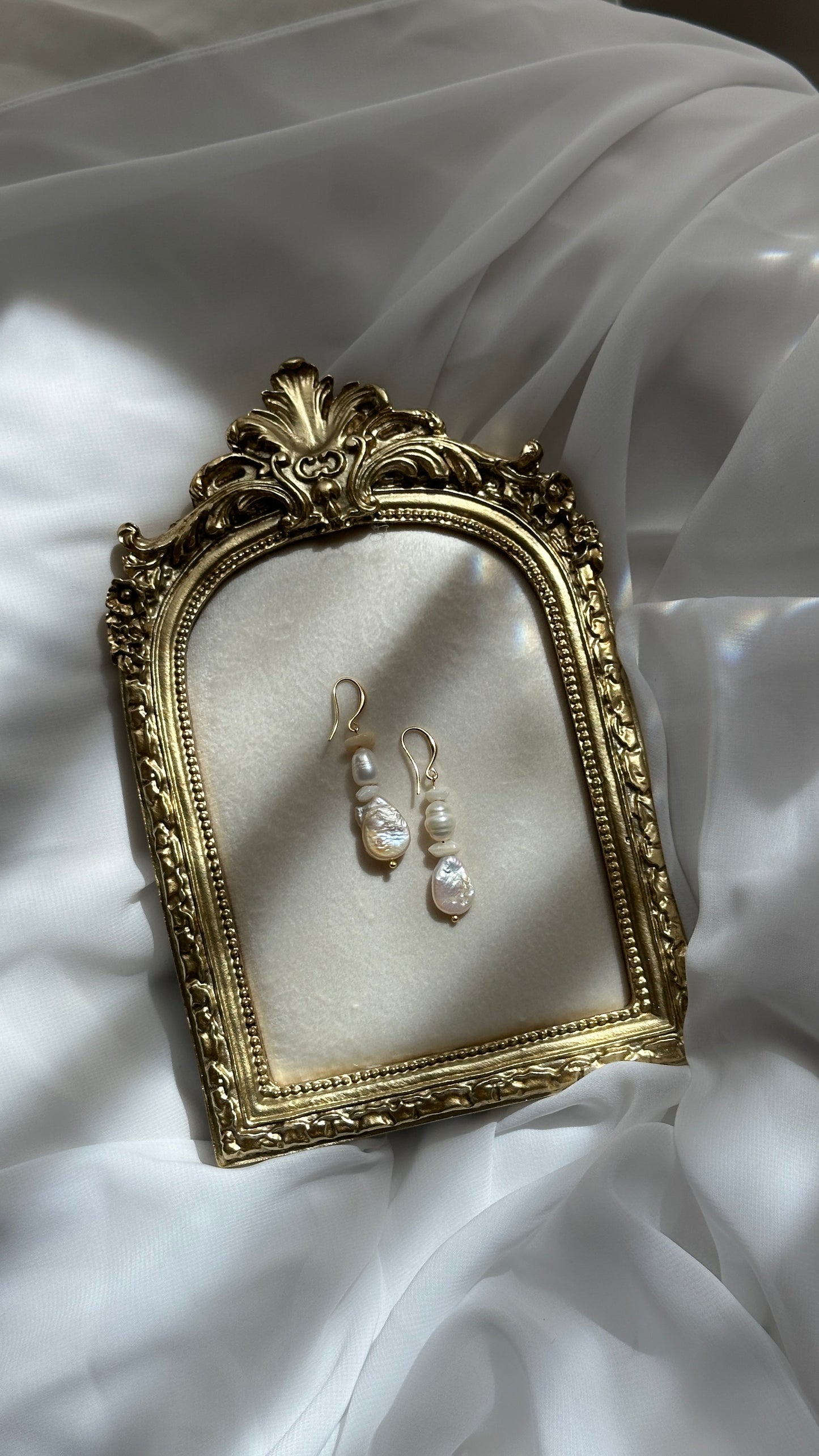 Zeyne French Hook Earrings